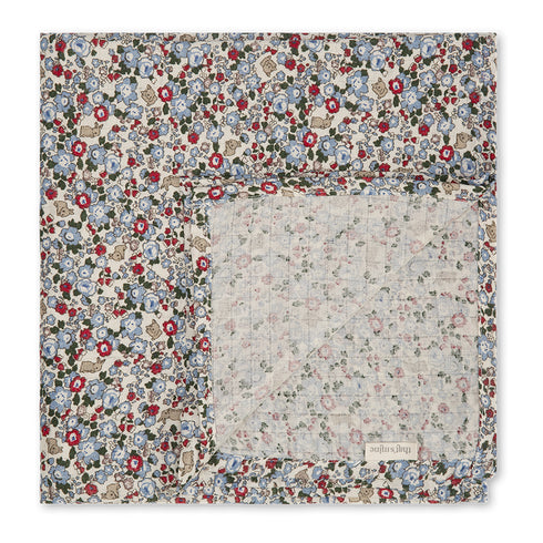 Jana Muslin Swaddle 有機棉紗巾 – Flora Bunnies Rouge