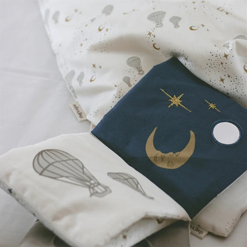 Kimmey Book 安靜書 - Moon and Cloud