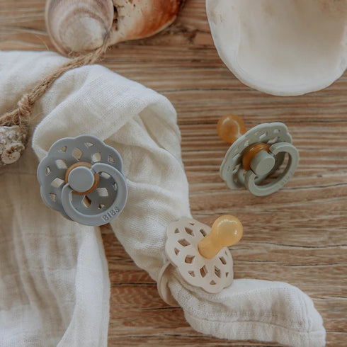 Bibs Boheme 夜光橡膠奶嘴 - Sage Glow & Cloud Glow